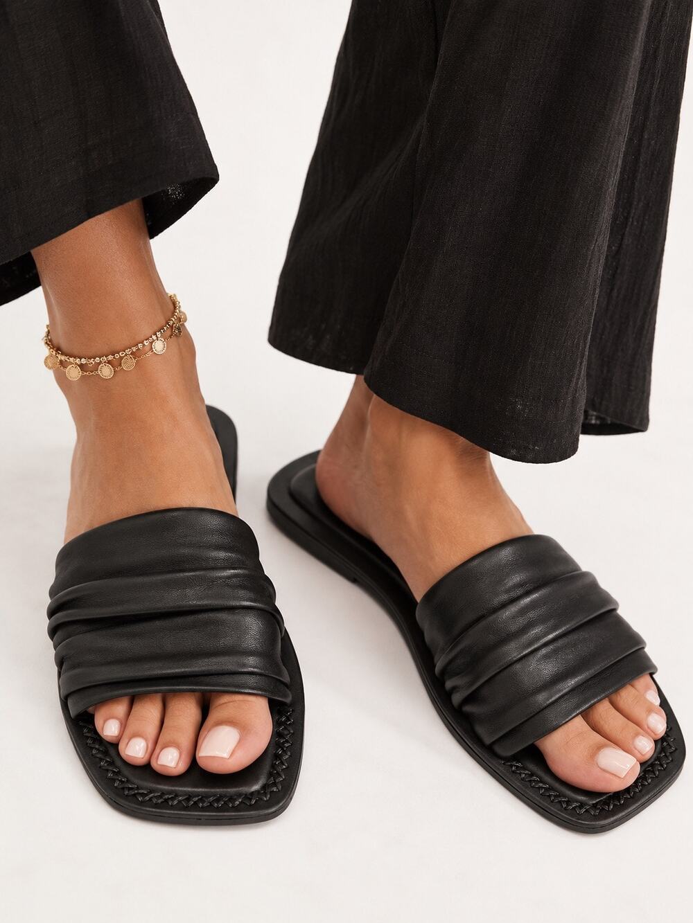 Free People FP Collection Black Pleated Leather Slide Sandals – Size 6 $98 NWOB